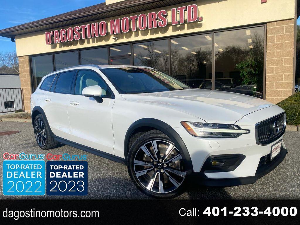 used 2022 Volvo V60 Cross Country car, priced at $25,767