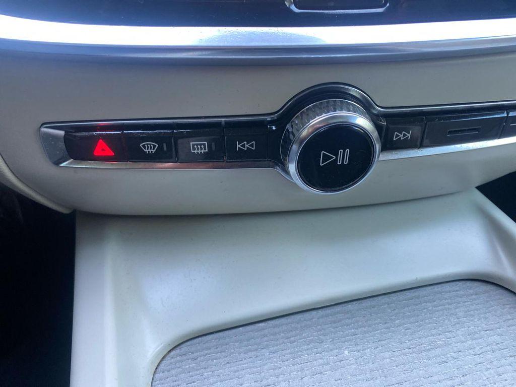 used 2022 Volvo V60 Cross Country car, priced at $25,767