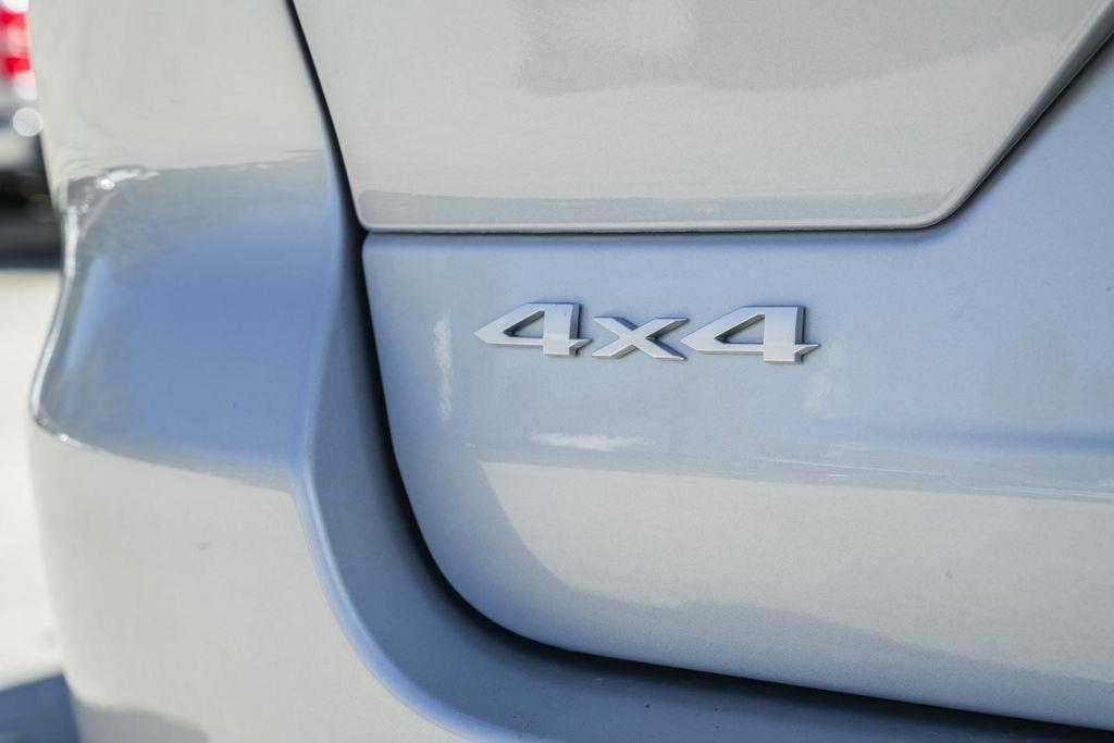 new 2025 Jeep Grand Cherokee car, priced at $33,535