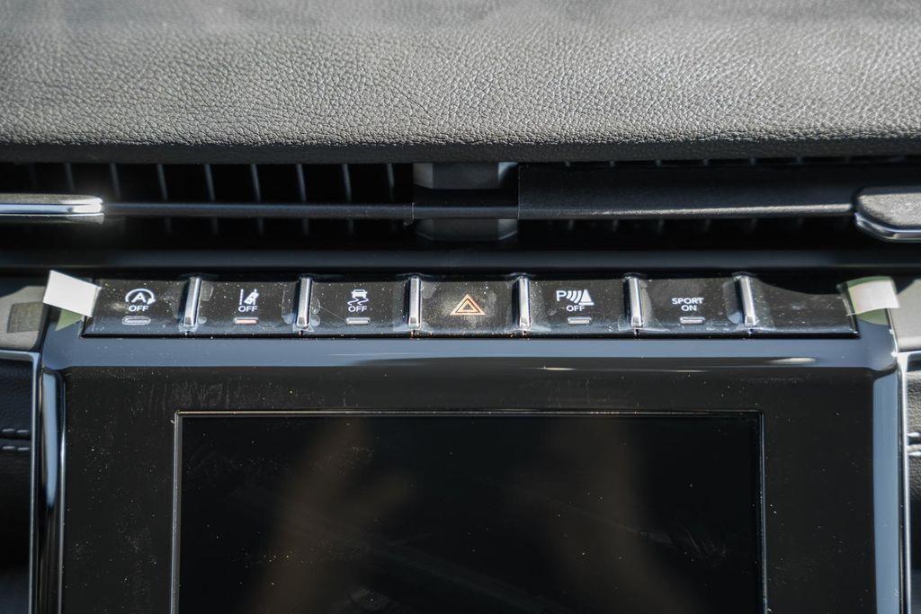 new 2025 Jeep Grand Cherokee car, priced at $33,535