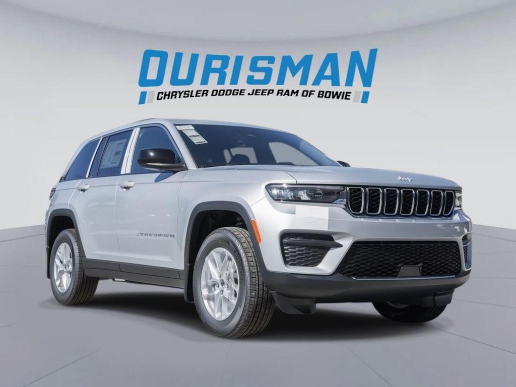 new 2025 Jeep Grand Cherokee car, priced at $33,535