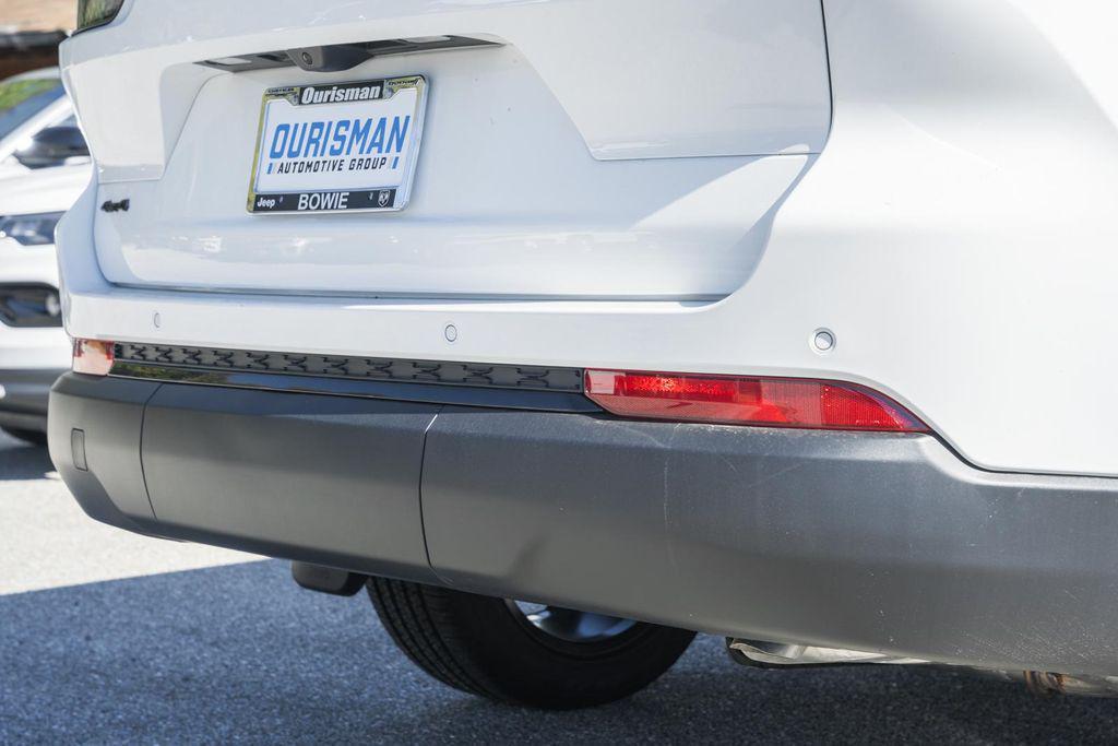 new 2025 Jeep Grand Cherokee L car, priced at $41,495