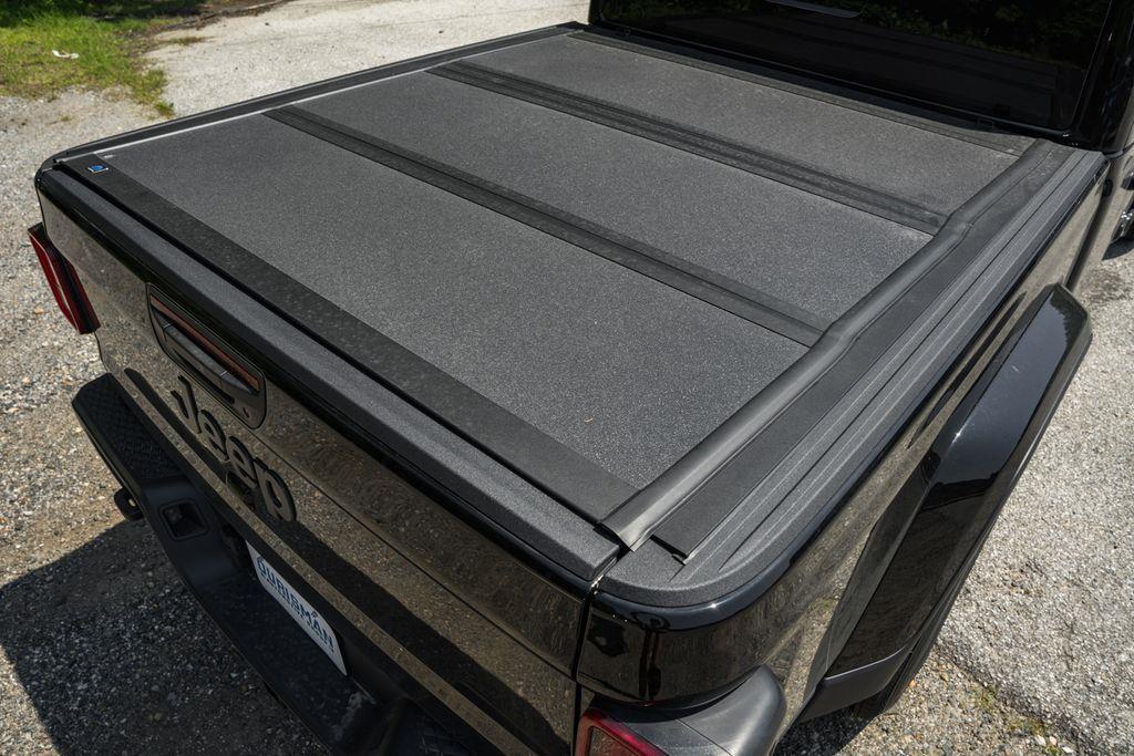 new 2025 Jeep Gladiator car, priced at $38,920