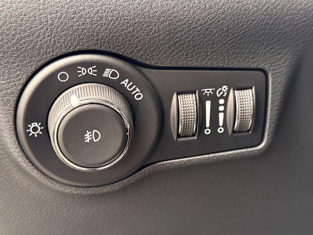 new 2026 Jeep Compass car, priced at $32,384