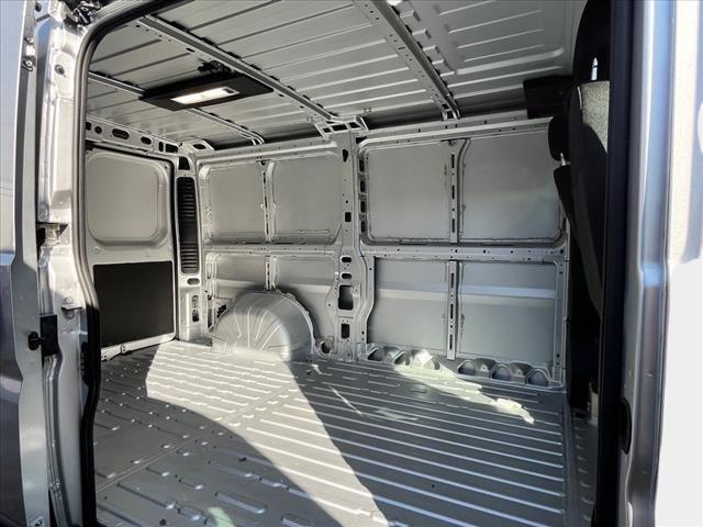 new 2025 Ram ProMaster 2500 car, priced at $46,000
