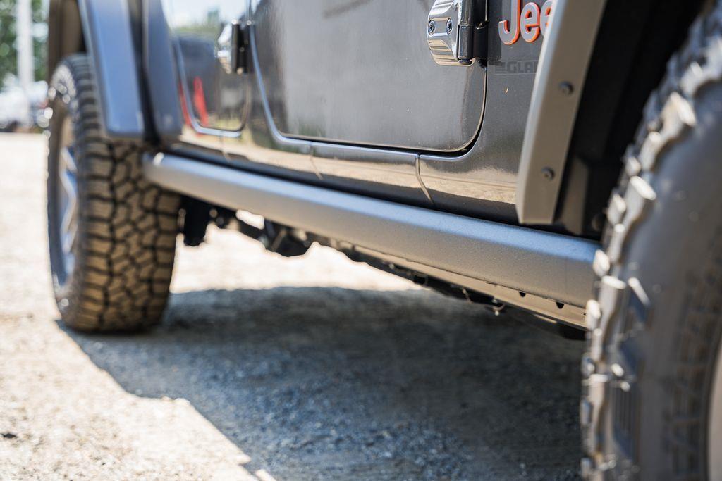 new 2025 Jeep Gladiator car, priced at $42,535