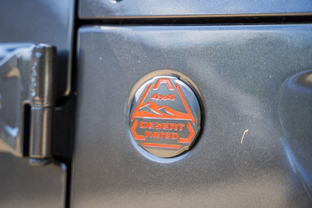 new 2025 Jeep Gladiator car, priced at $42,535