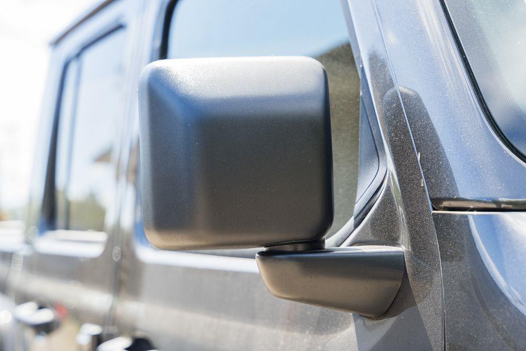 new 2025 Jeep Gladiator car, priced at $42,535