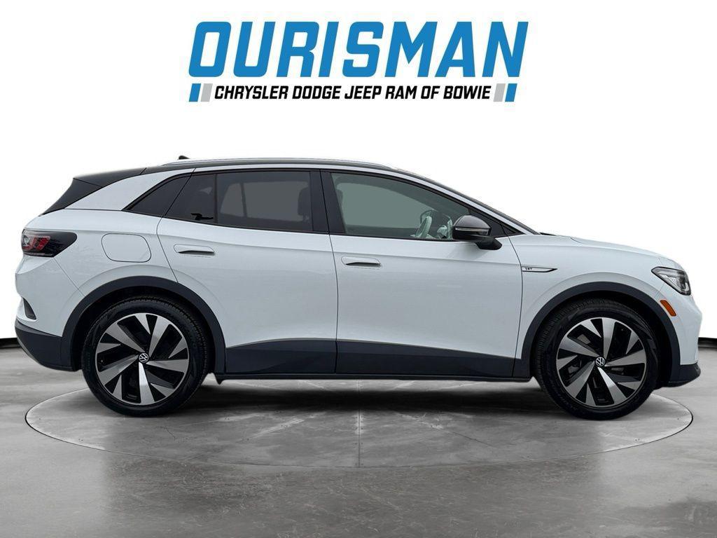 used 2021 Volkswagen ID.4 car, priced at $16,200
