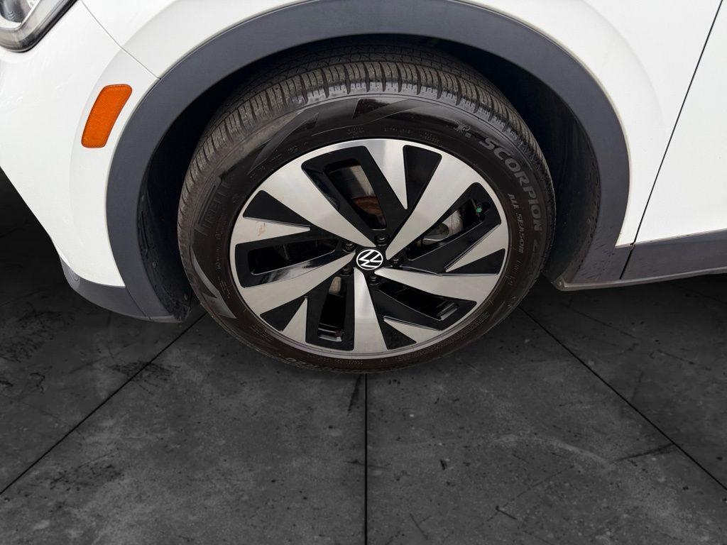 used 2021 Volkswagen ID.4 car, priced at $16,200