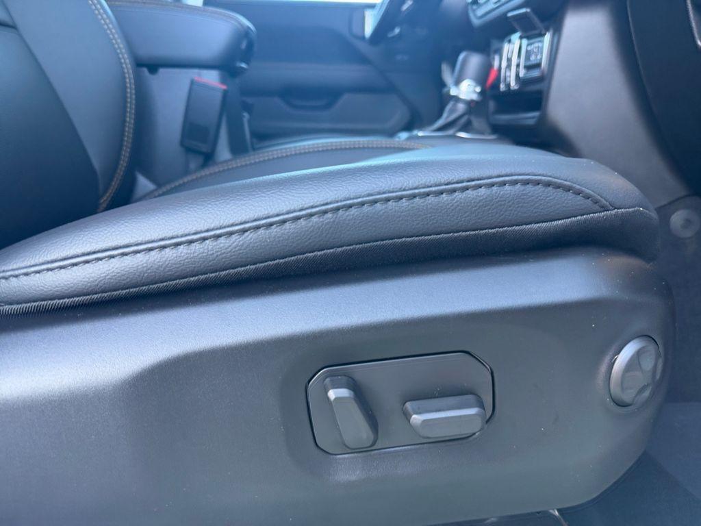 new 2026 Jeep Wrangler car, priced at $47,800