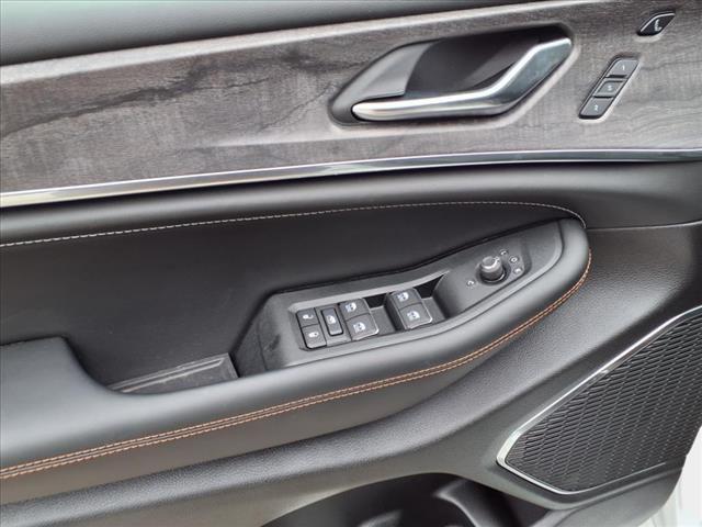 new 2025 Jeep Grand Cherokee L car, priced at $61,268