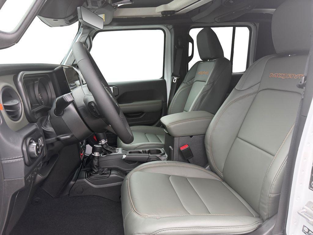 new 2026 Jeep Gladiator car, priced at $52,931