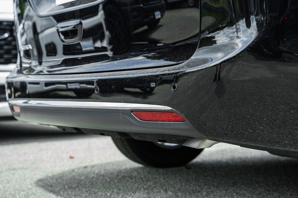 new 2025 Chrysler Pacifica car, priced at $38,075