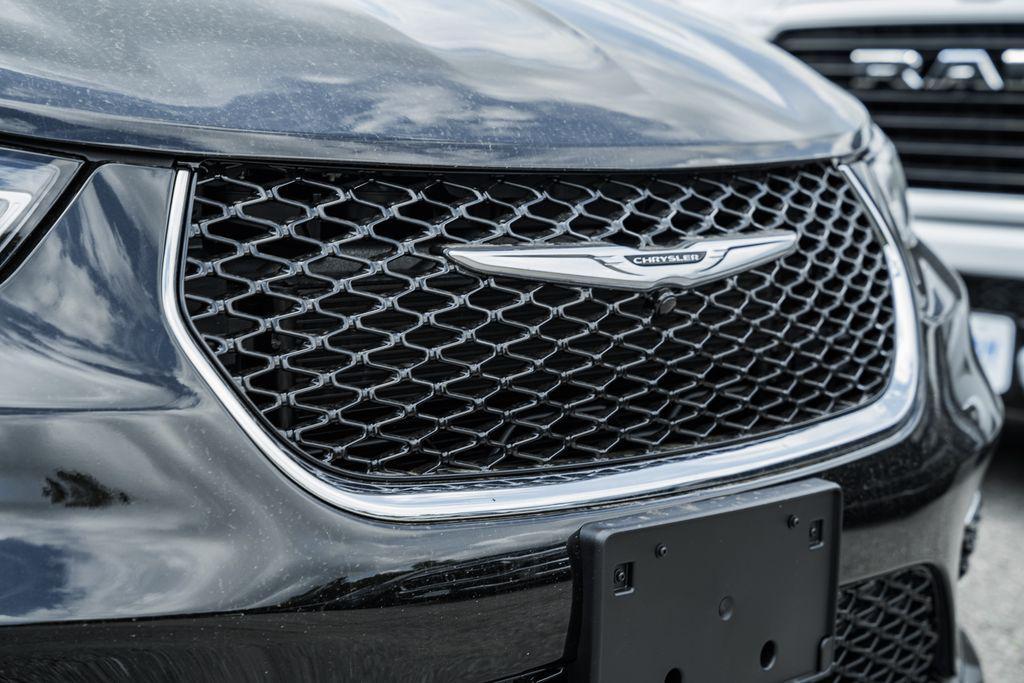 new 2025 Chrysler Pacifica car, priced at $38,075