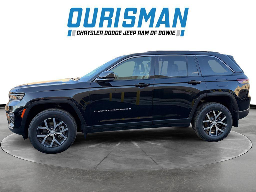 new 2025 Jeep Grand Cherokee car, priced at $37,600