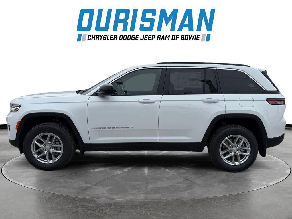 new 2025 Jeep Grand Cherokee car, priced at $35,799