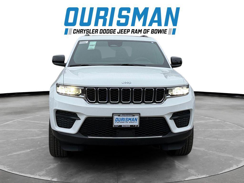 new 2025 Jeep Grand Cherokee car, priced at $35,799