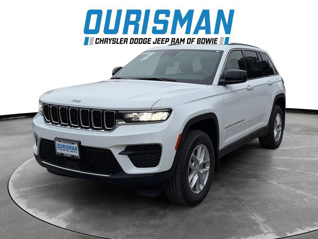 new 2025 Jeep Grand Cherokee car, priced at $35,799