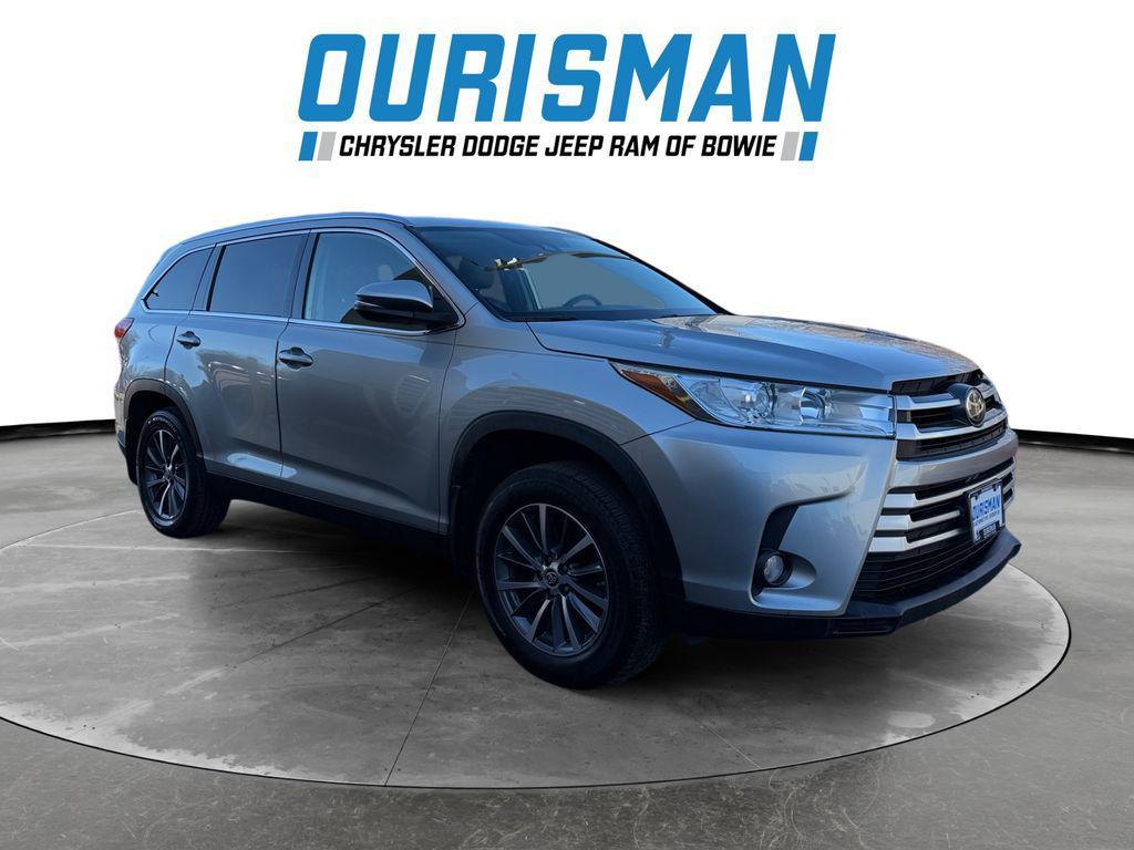 used 2019 Toyota Highlander car, priced at $22,500