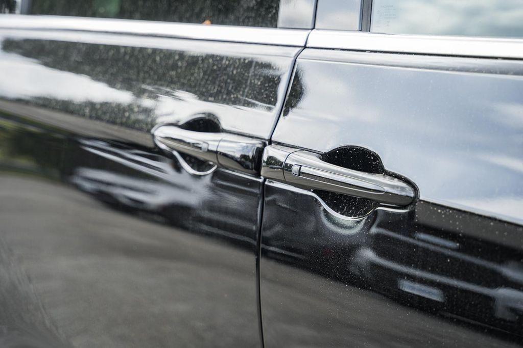 new 2025 Chrysler Pacifica car, priced at $37,575