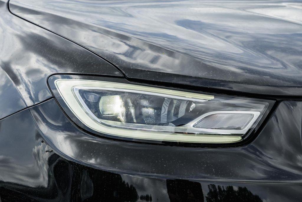 new 2025 Chrysler Pacifica car, priced at $37,575