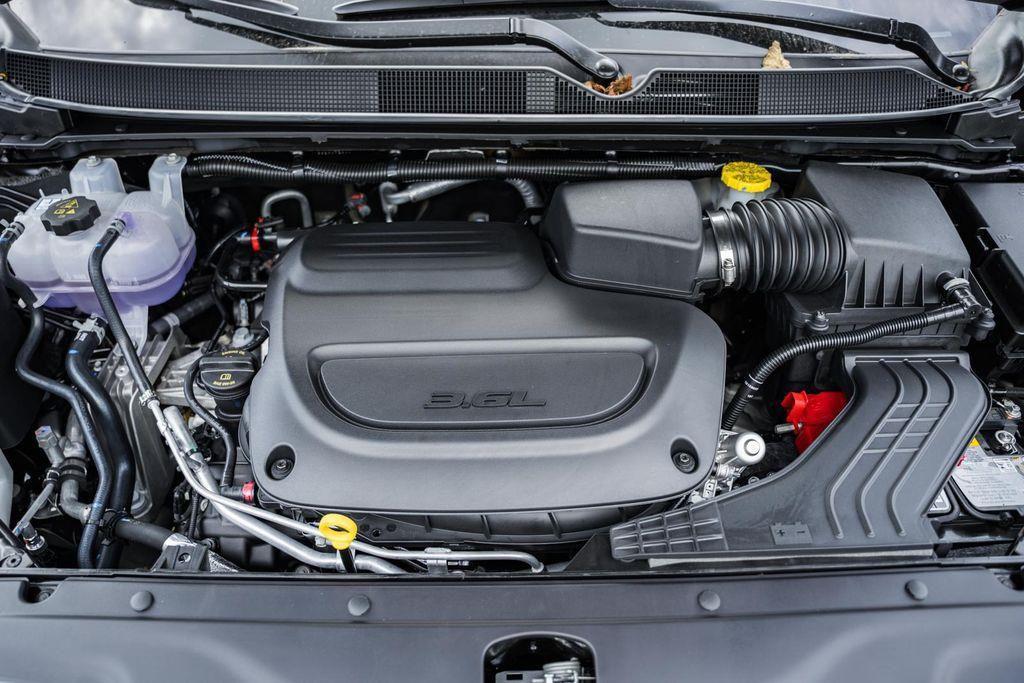 new 2025 Chrysler Pacifica car, priced at $37,575