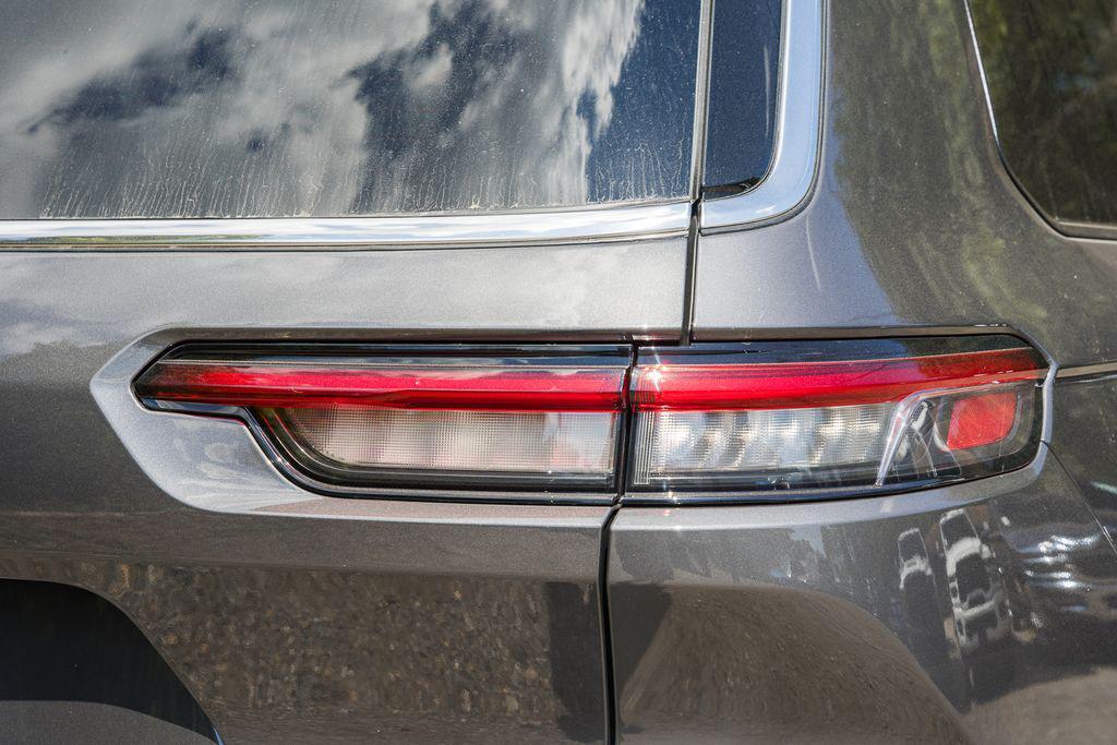 new 2025 Jeep Grand Cherokee L car, priced at $37,198