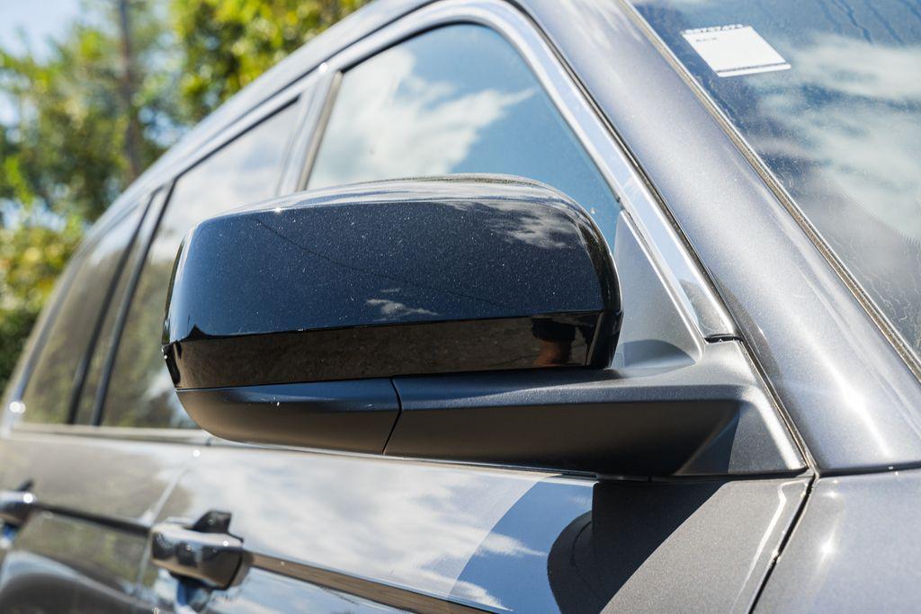 new 2025 Jeep Grand Cherokee L car, priced at $37,198