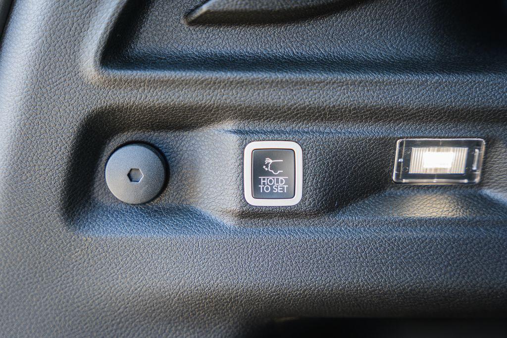 new 2025 Jeep Grand Cherokee L car, priced at $37,198