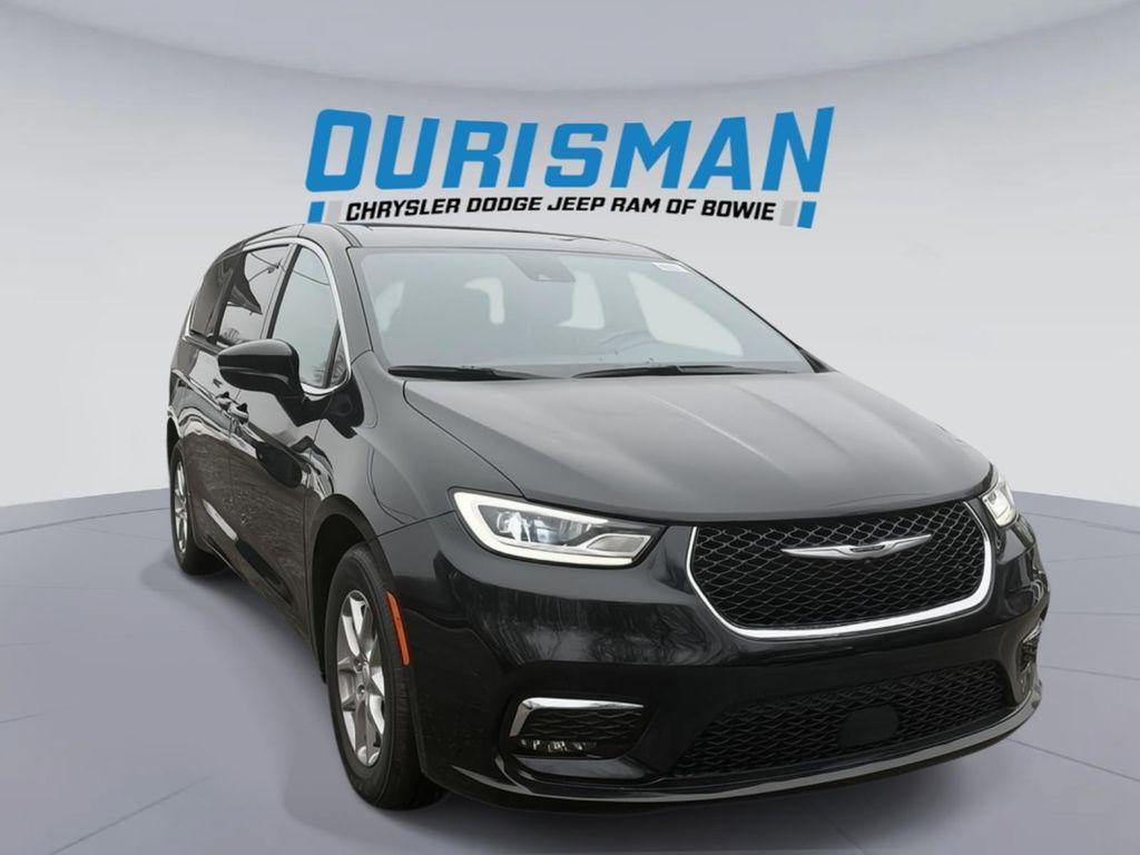 new 2026 Chrysler Pacifica car, priced at $36,990