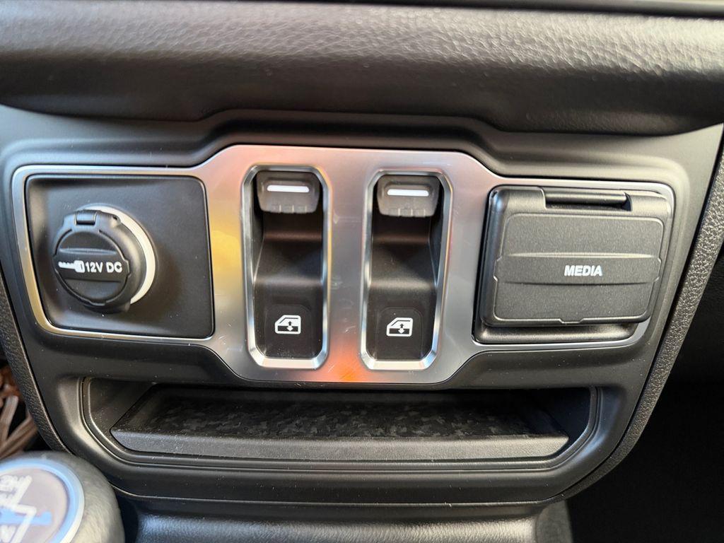 new 2026 Jeep Wrangler car, priced at $41,051