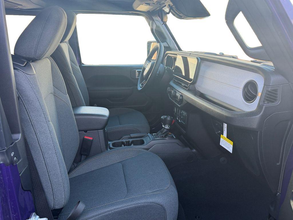 new 2026 Jeep Wrangler car, priced at $41,051