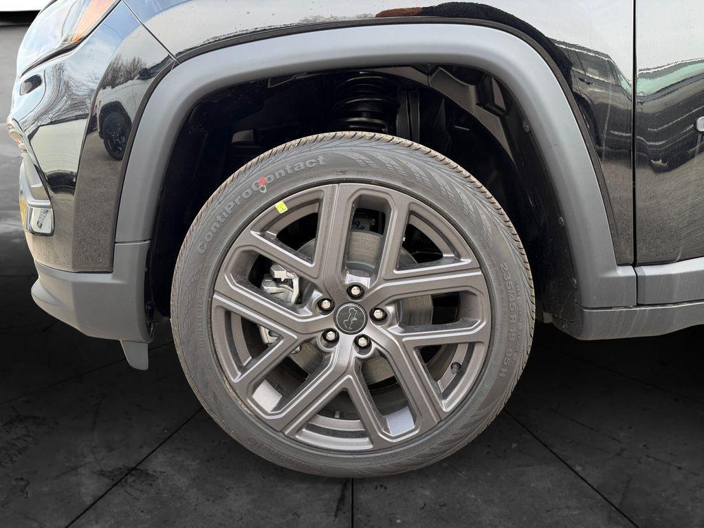 new 2026 Jeep Compass car, priced at $28,285