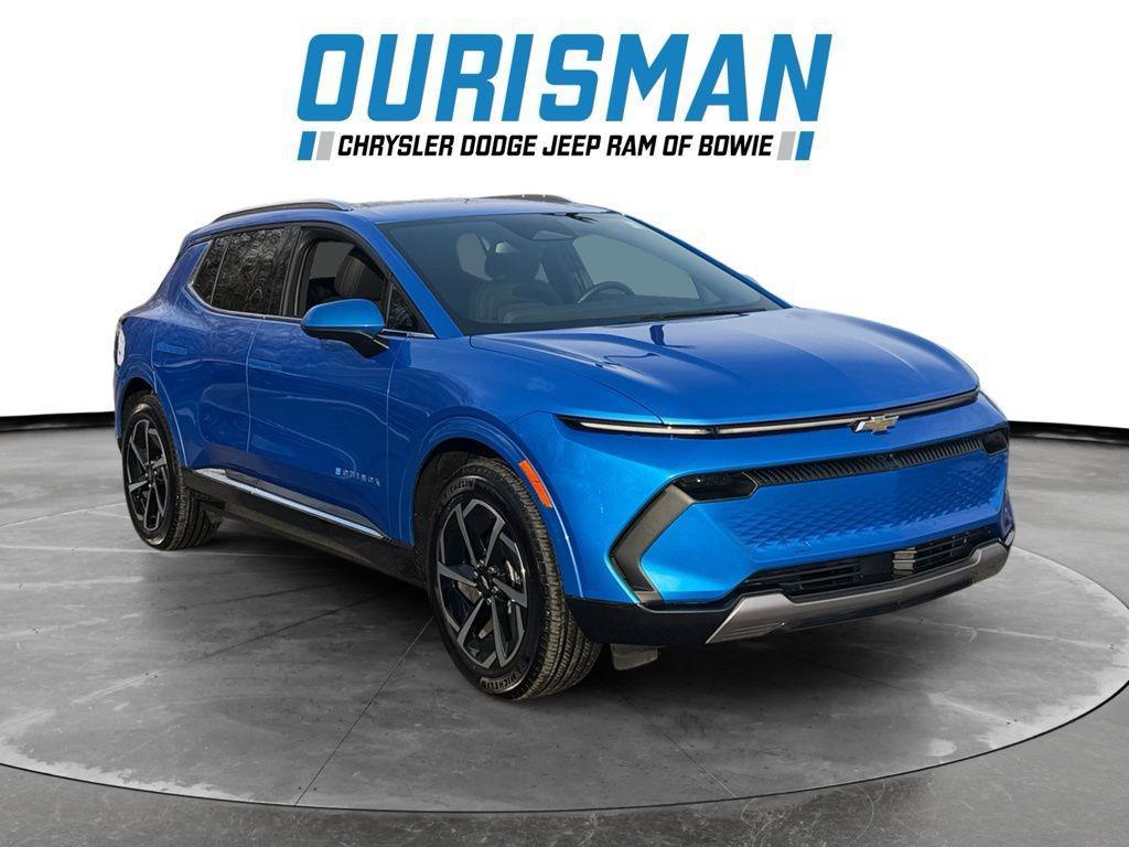 used 2024 Chevrolet Equinox EV car, priced at $25,000