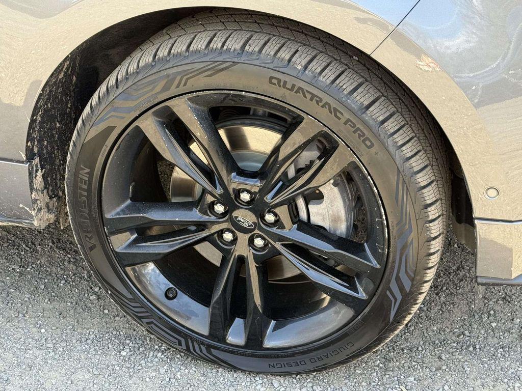 used 2024 Ford Edge car, priced at $33,000