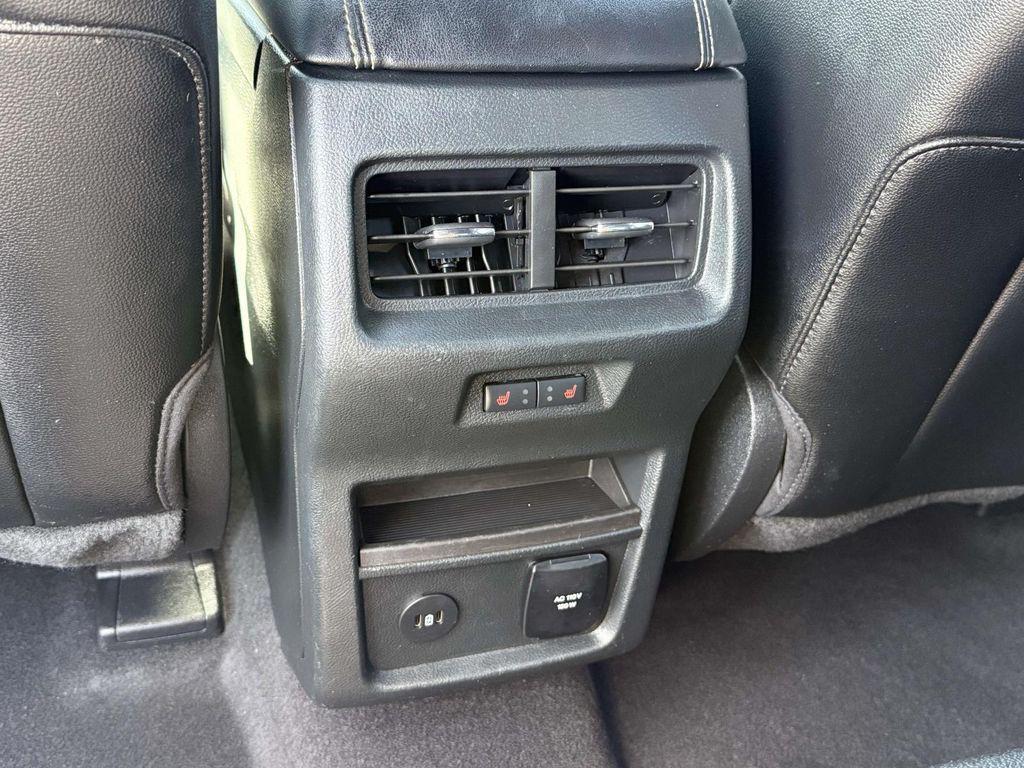 used 2024 Ford Edge car, priced at $33,000