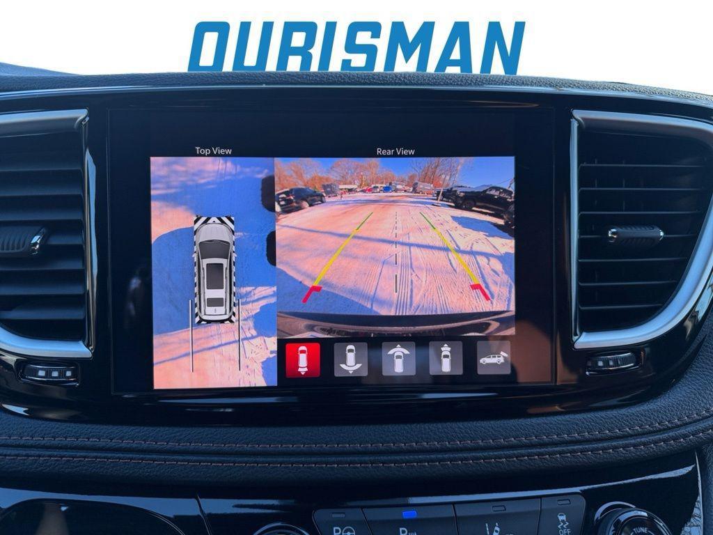 used 2024 Chrysler Pacifica car, priced at $38,500