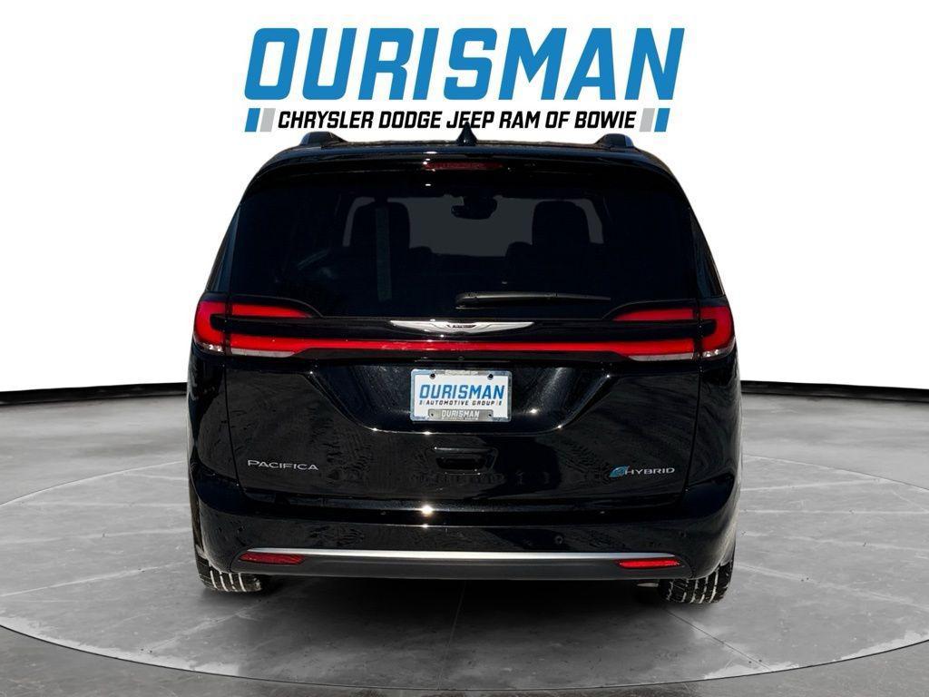 used 2024 Chrysler Pacifica car, priced at $38,500