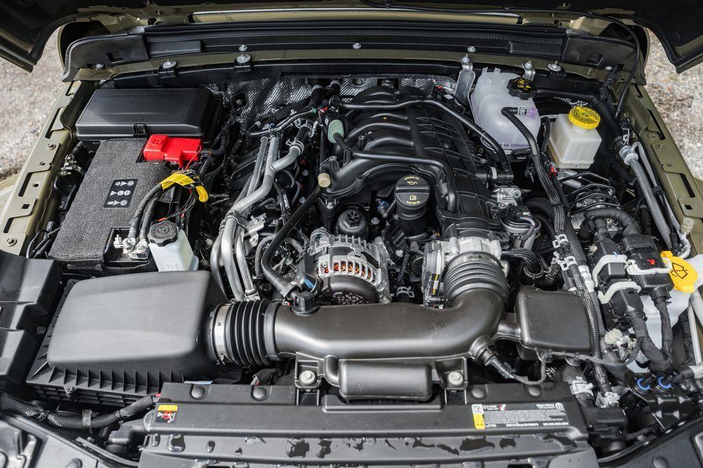 new 2025 Jeep Gladiator car, priced at $40,986