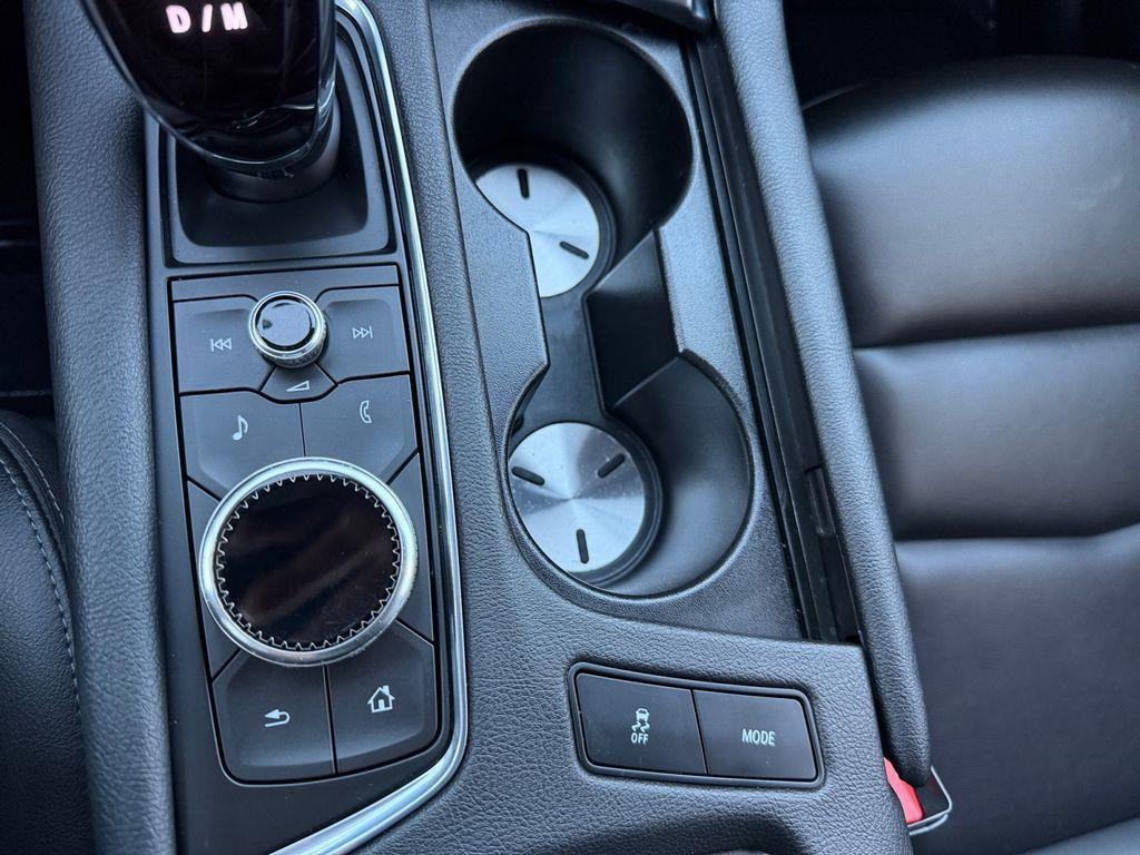 used 2021 Cadillac XT5 car, priced at $19,997