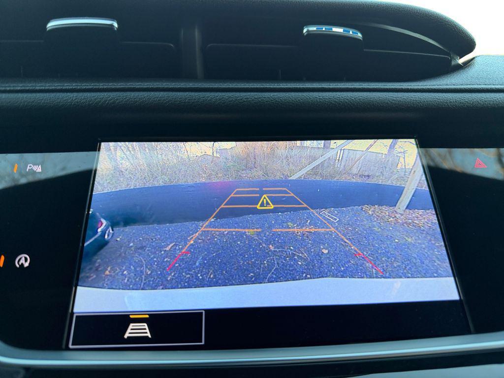 used 2021 Cadillac XT5 car, priced at $20,500