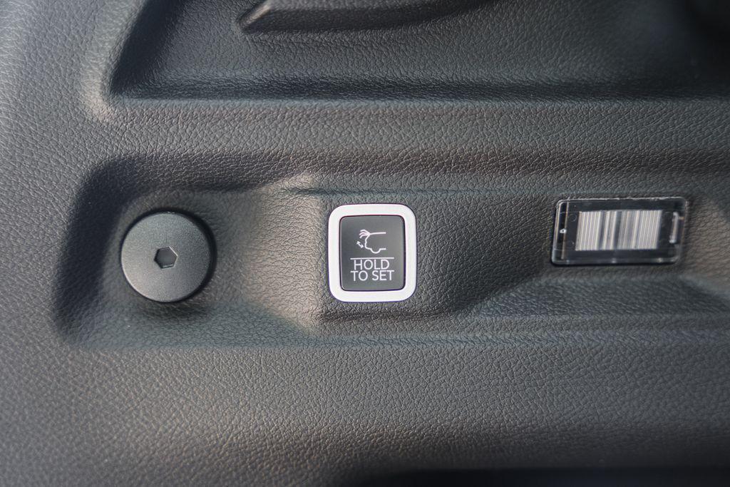 new 2025 Jeep Grand Cherokee L car, priced at $36,940