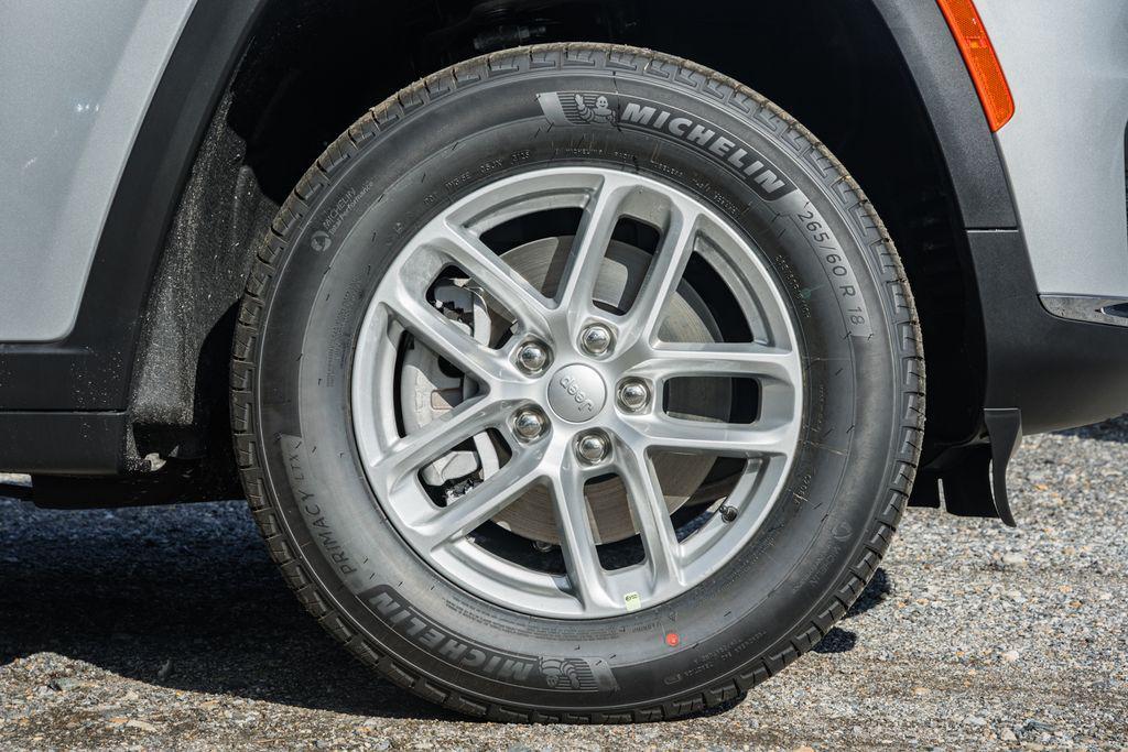 new 2025 Jeep Grand Cherokee L car, priced at $36,940