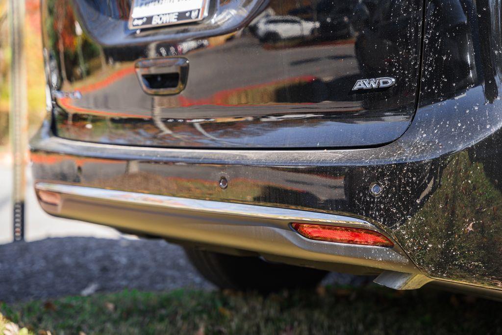 new 2026 Chrysler Pacifica car, priced at $39,949