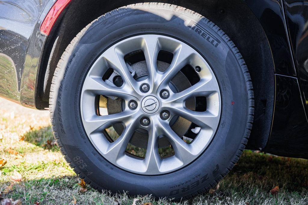 new 2026 Chrysler Pacifica car, priced at $39,949