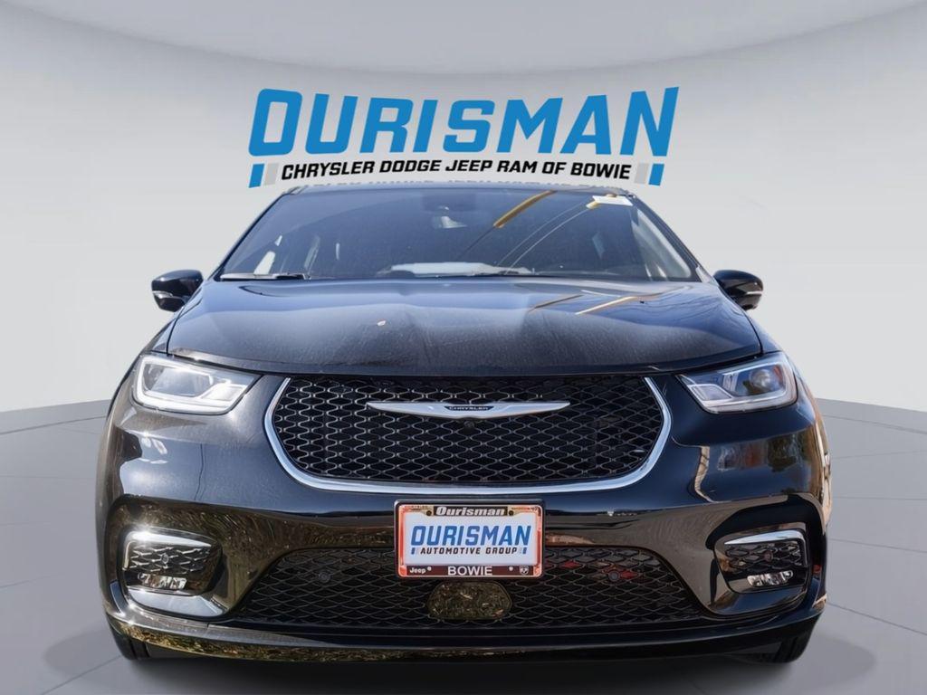 new 2026 Chrysler Pacifica car, priced at $39,949