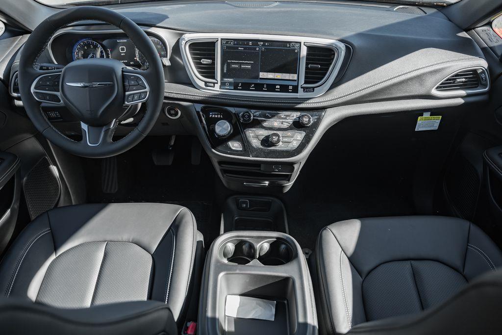 new 2026 Chrysler Pacifica car, priced at $39,949