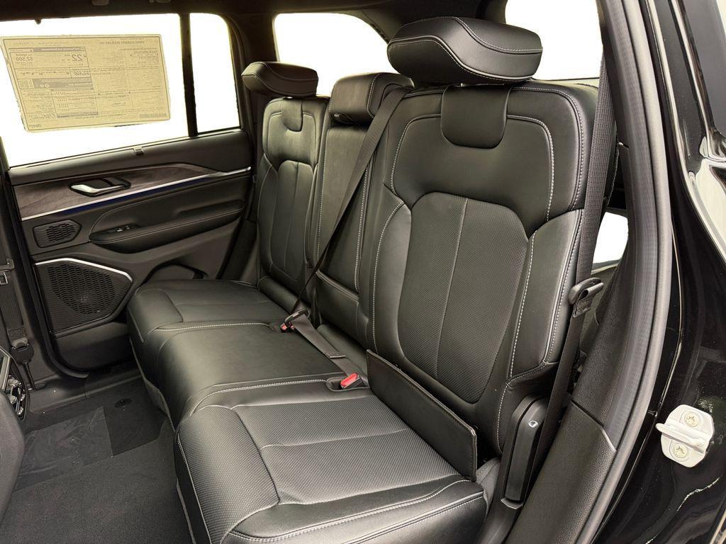 new 2025 Jeep Grand Cherokee car, priced at $53,845