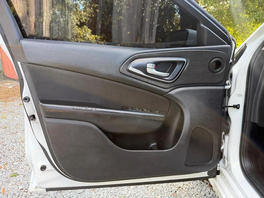 used 2015 Chrysler 200 car, priced at $6,999